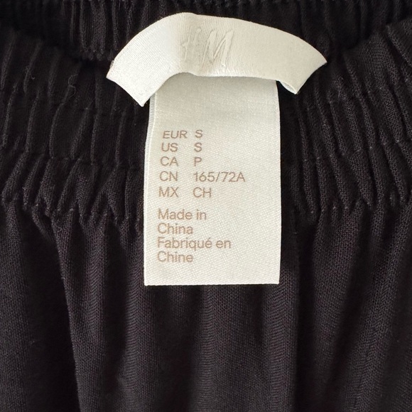 H&M Tiered Midi Skirt Size Small in Black - Picture 5 of 8